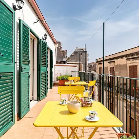 Guesthost - La Terrazza Di Turi Appartement