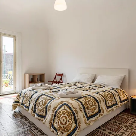 Guesthost - La Terrazza Di Turi Apartamento *